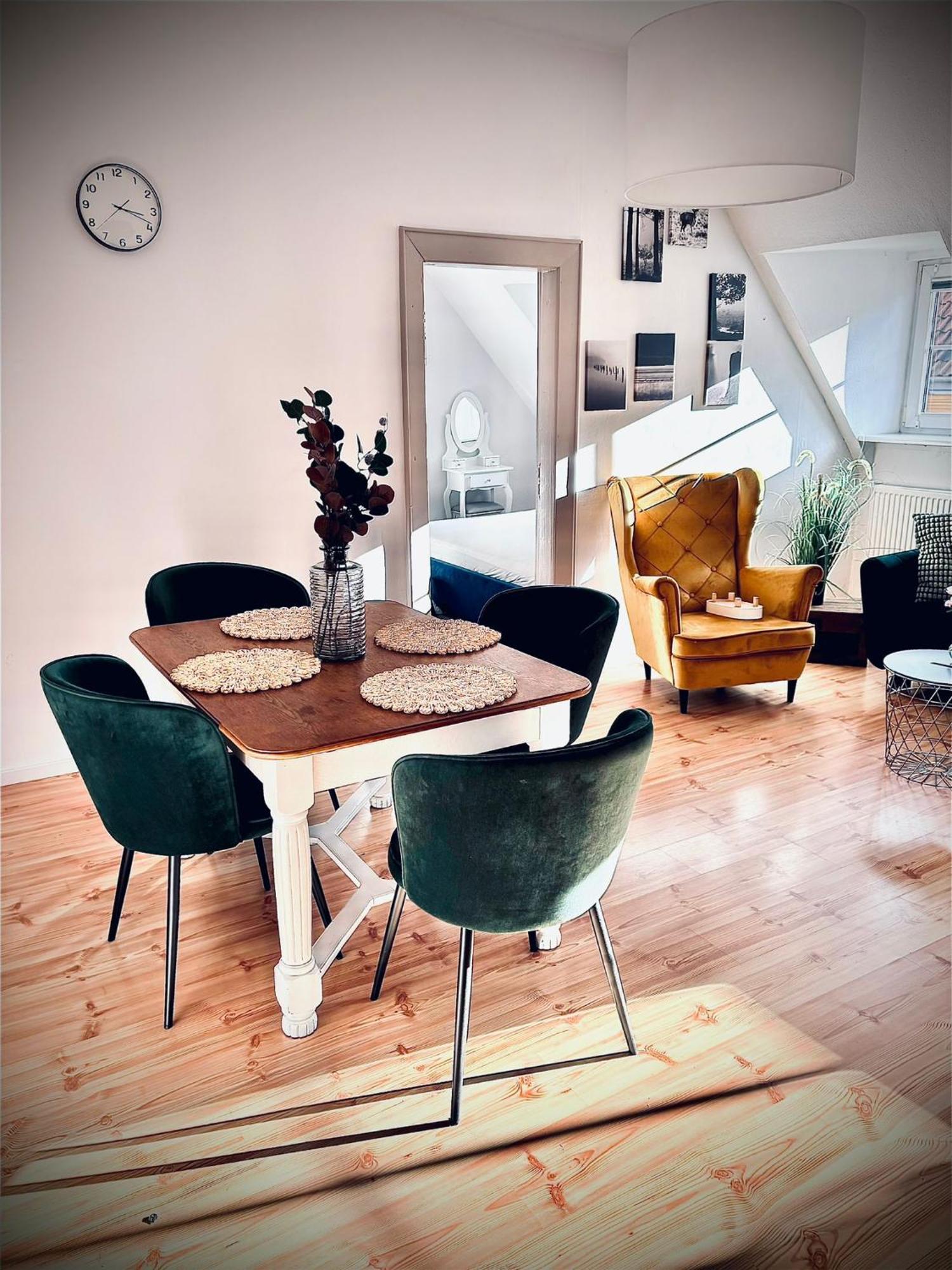 White Glove Stare Sw Barbary Apartment Olsztyn (Warmian-Masurian)